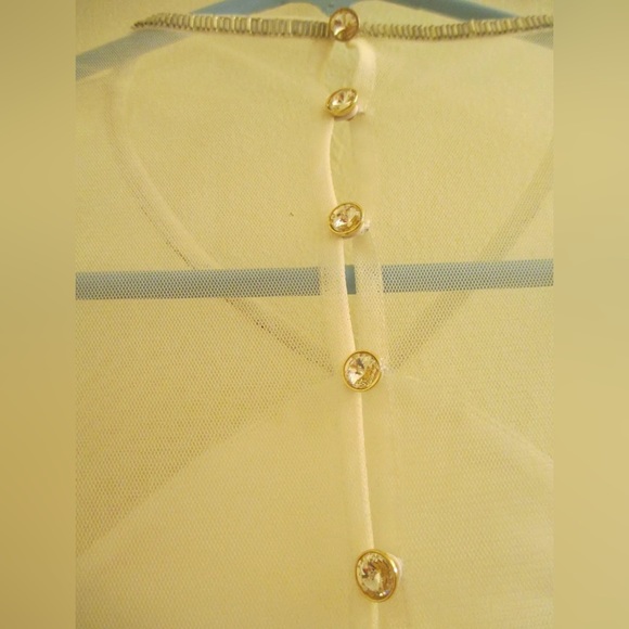 Ted Baker Trixxy Illusion Yoke Pleated Tulle Mesh Embellished Wedding Dress $650 - Picture 4 of 11